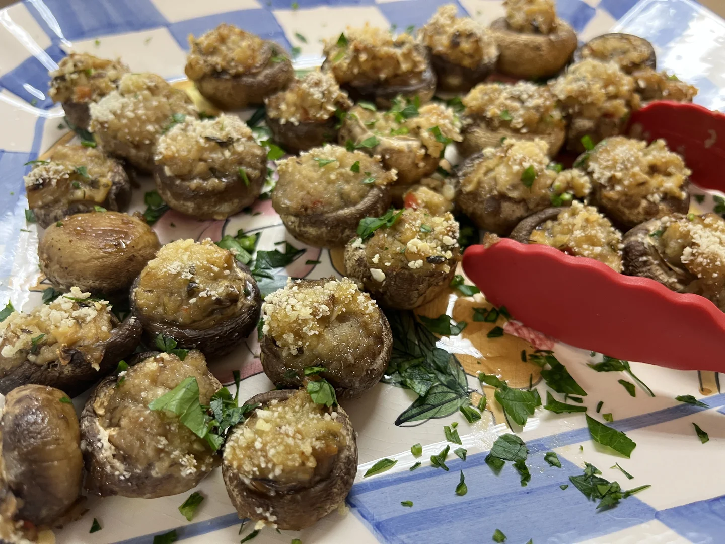 Stuffed Mushrooms with Herb Breadcrumb Topping — Reunion Catering
