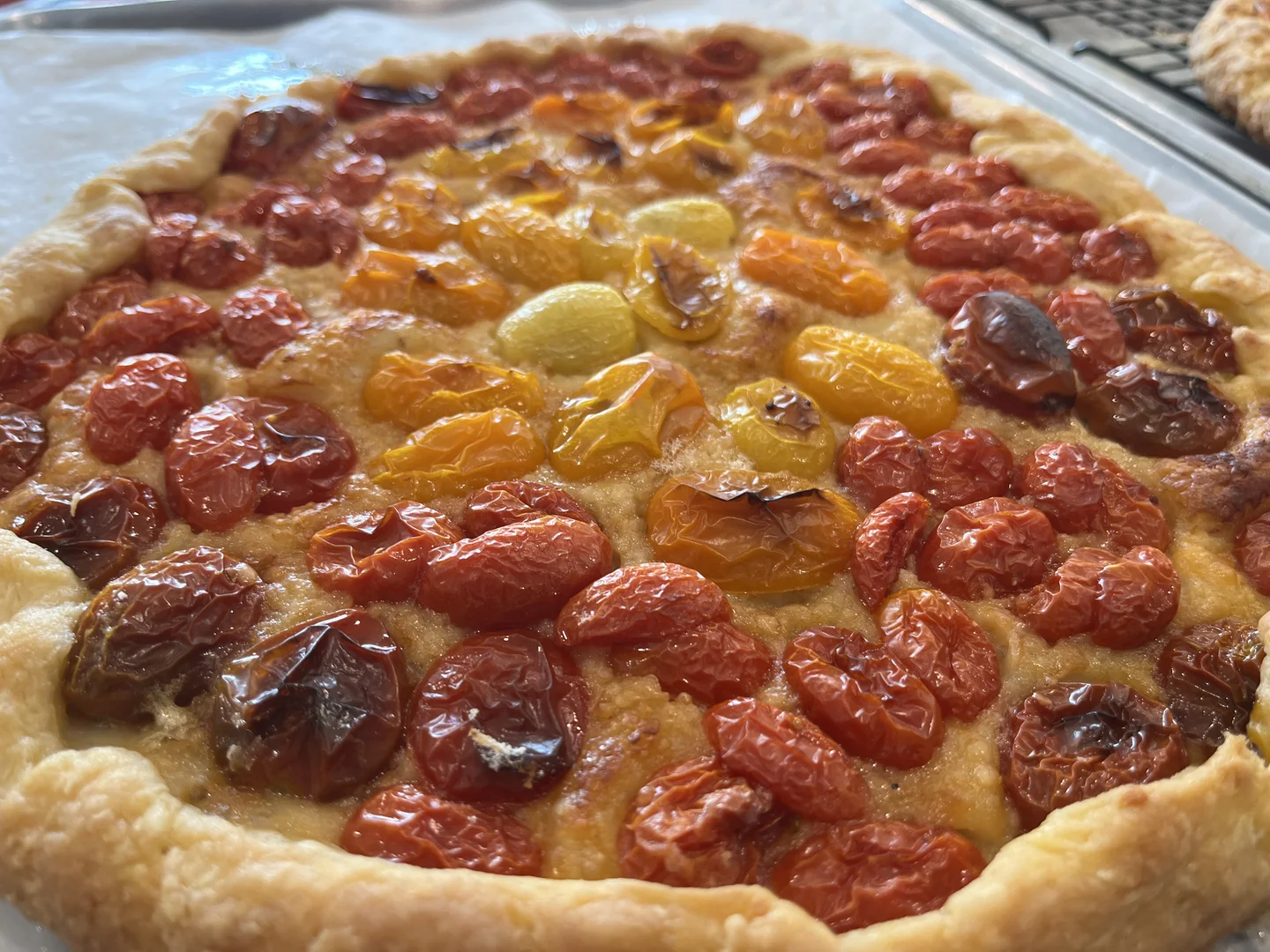 Tomato Tart with Caramelized Onions — Reunion Catering